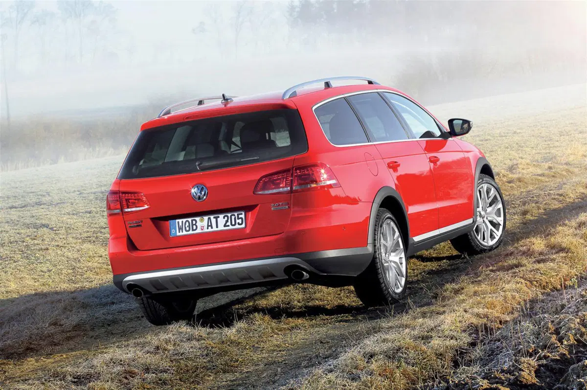 Volkswagen Passat Alltrack: iniziata la prevendita (19)