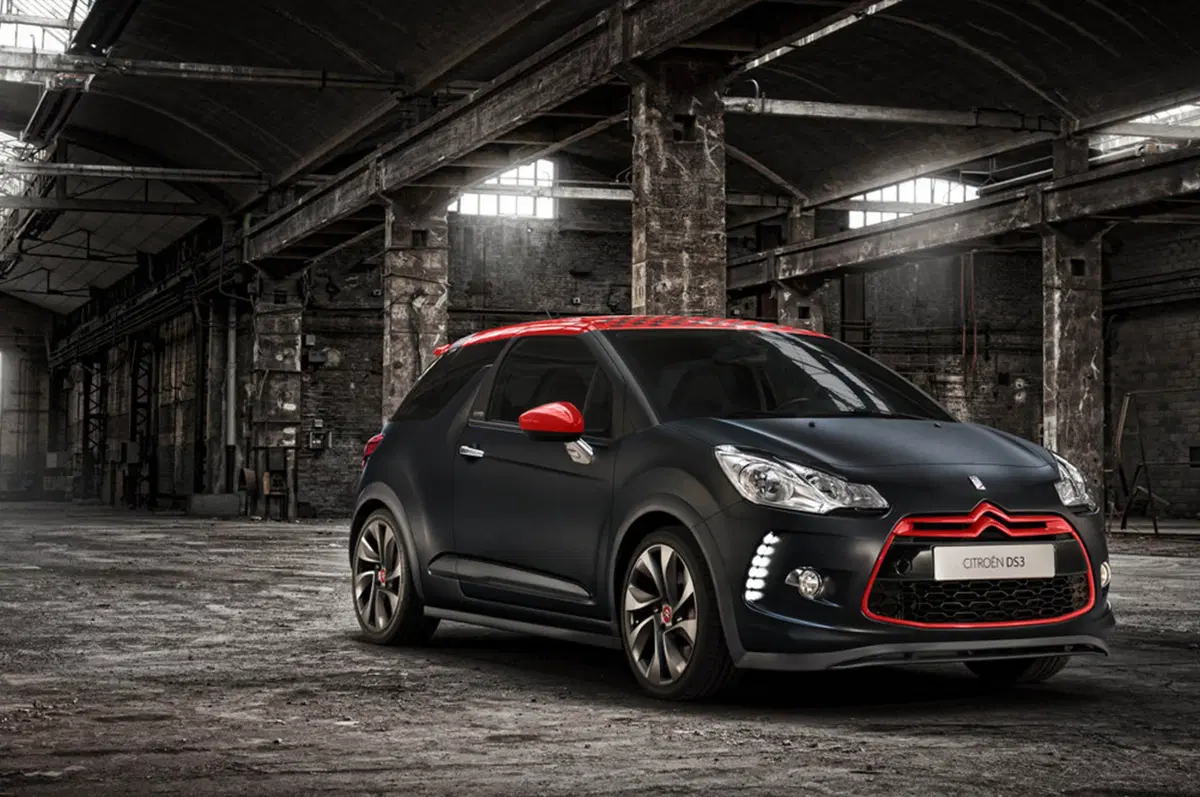 Citroen DS3 Racing Sebastien Loeb (2)
