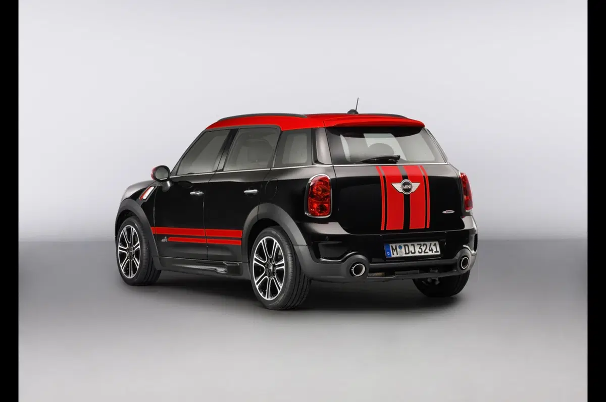 Mini John Cooper Works Countryman (2)