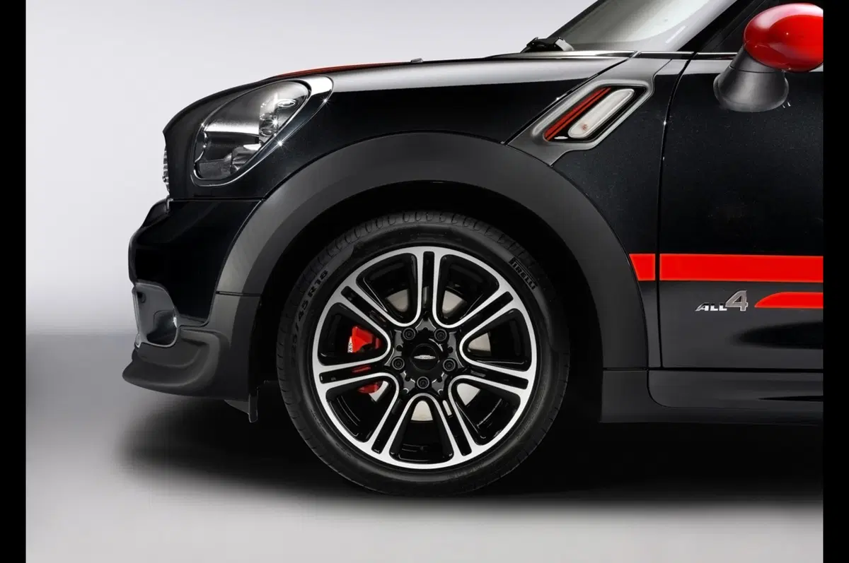 Mini John Cooper Works Countryman (7)