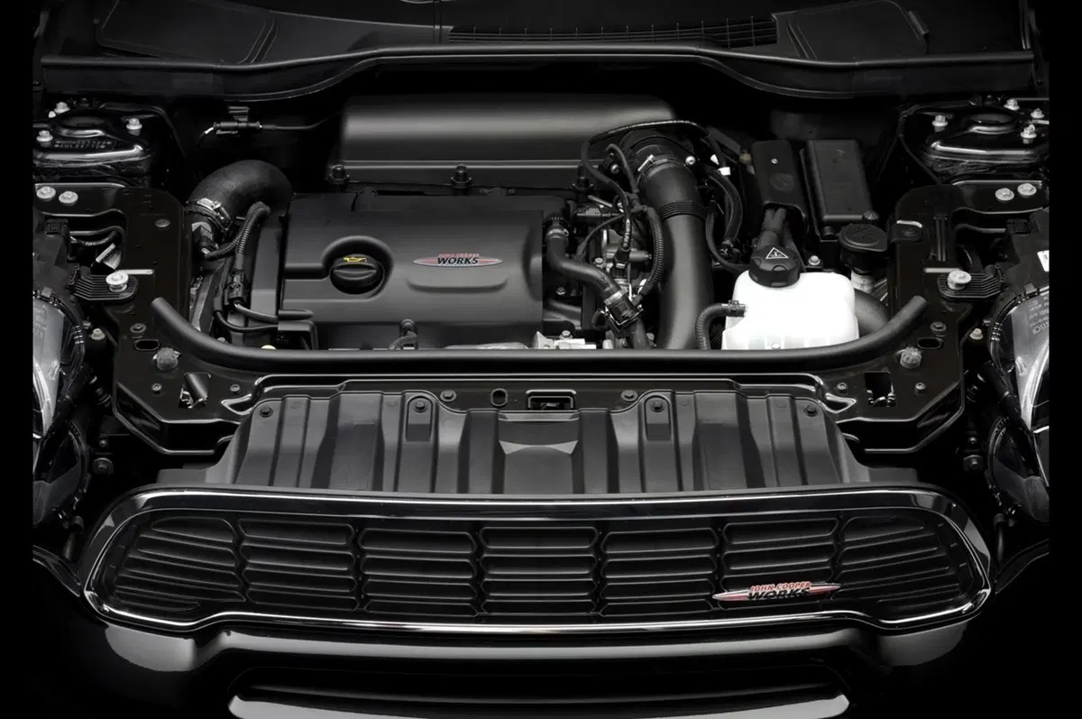 Mini John Cooper Works Countryman (21)