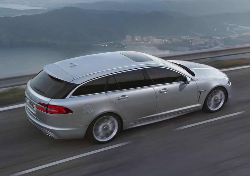 Jaguar XF Sportbrake: immagini e informazioni ufficiali