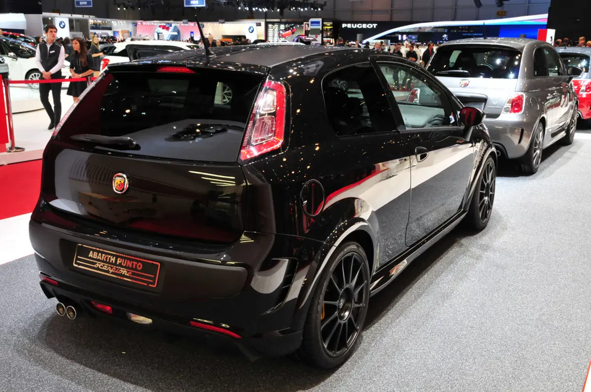 Abarth al Salone di Ginevra 2012 (14)