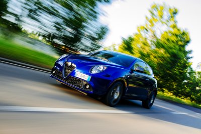Alfa Romeo Mito Veloce | Test drive #AMboxing [Video]