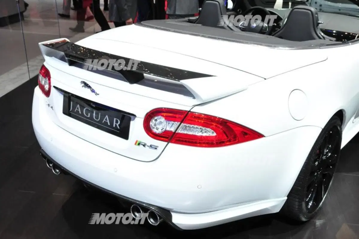 Jaguar al Salone di Ginevra 2012 (12)