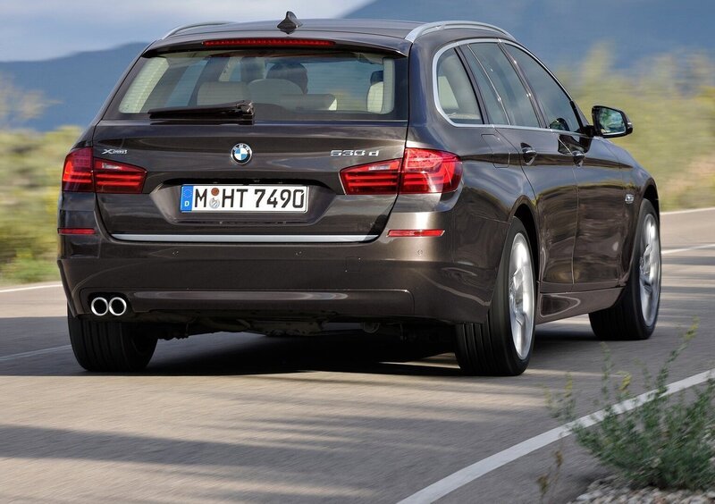 BMW Serie 5 Touring (2010-17) (3)