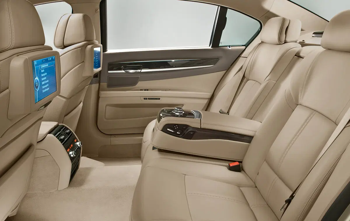 BMW Serie 7 (2008-15) (5)