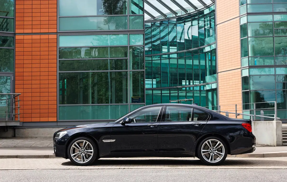 BMW Serie 7 (2008-15) (2)