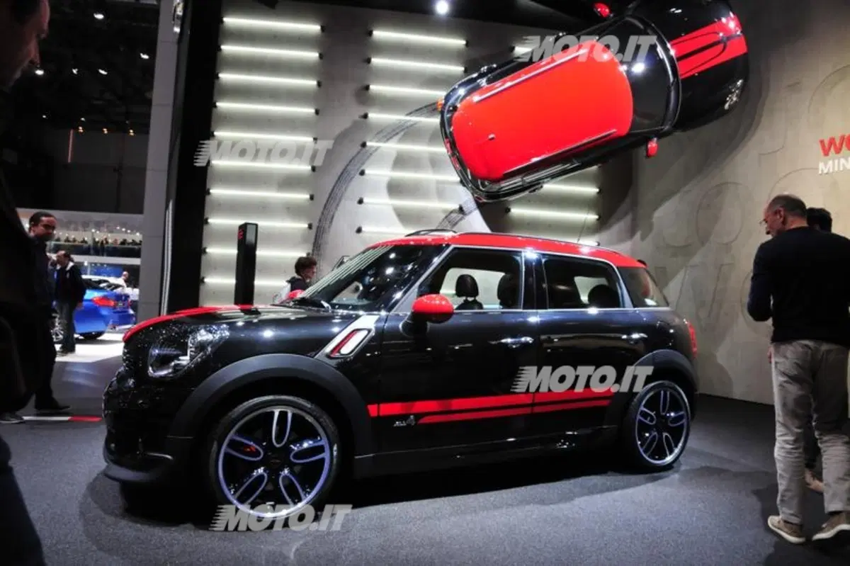 MINI al Salone di Ginevra 2012 (5)