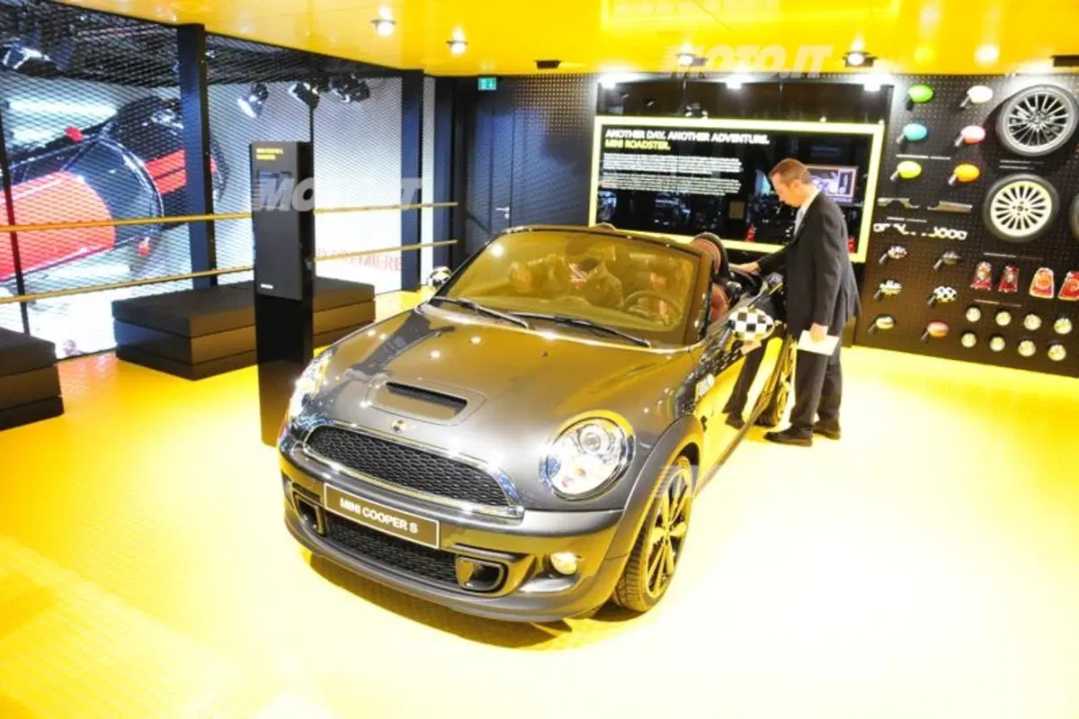 MINI al Salone di Ginevra 2012 (22)