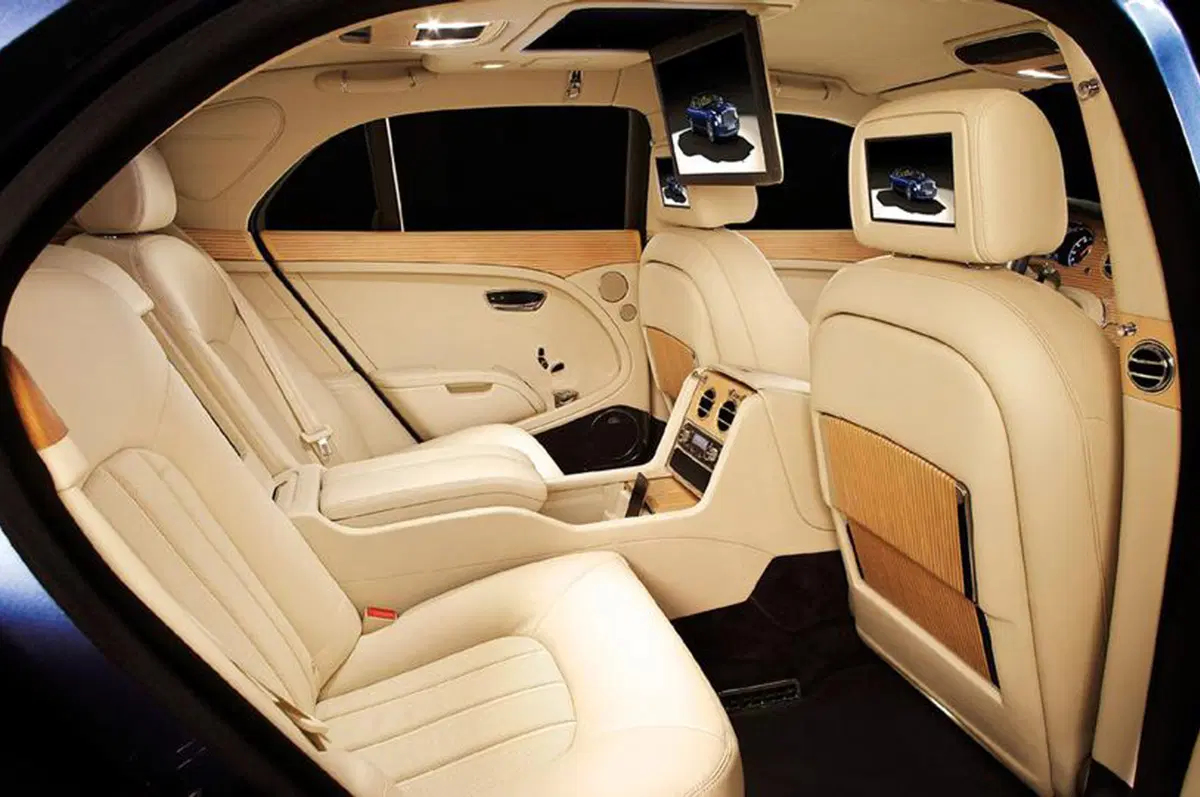 Bentley Mulsanne: a Ginevra due pacchetti dedicati (4)