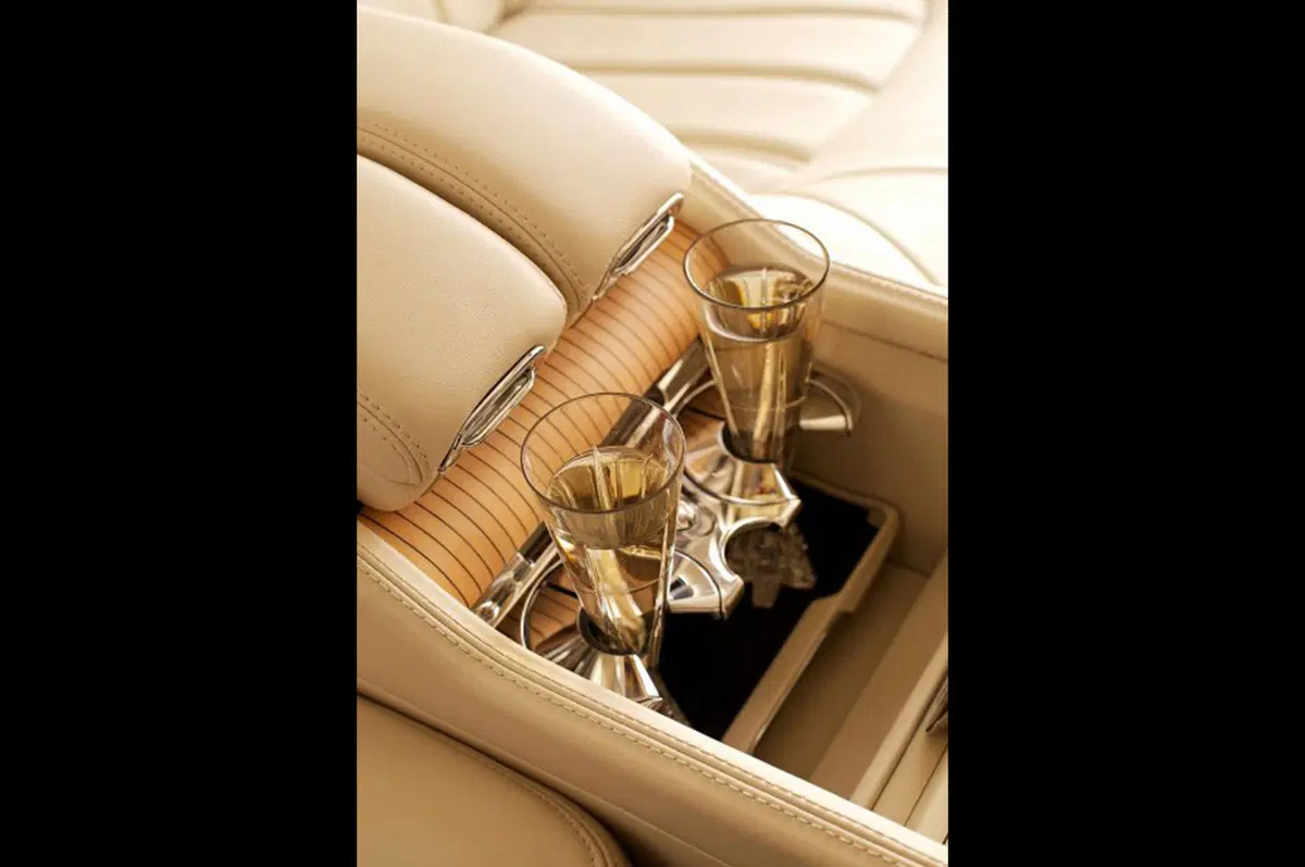 Bentley Mulsanne: a Ginevra due pacchetti dedicati (12)