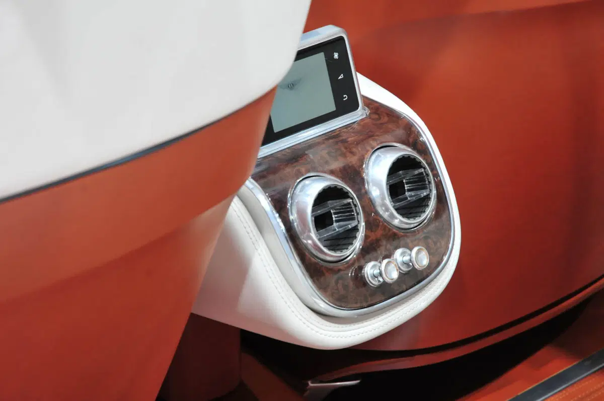 Bentley al Salone di Ginevra 2012 (21)