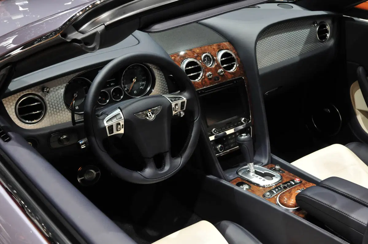 Bentley al Salone di Ginevra 2012 (28)