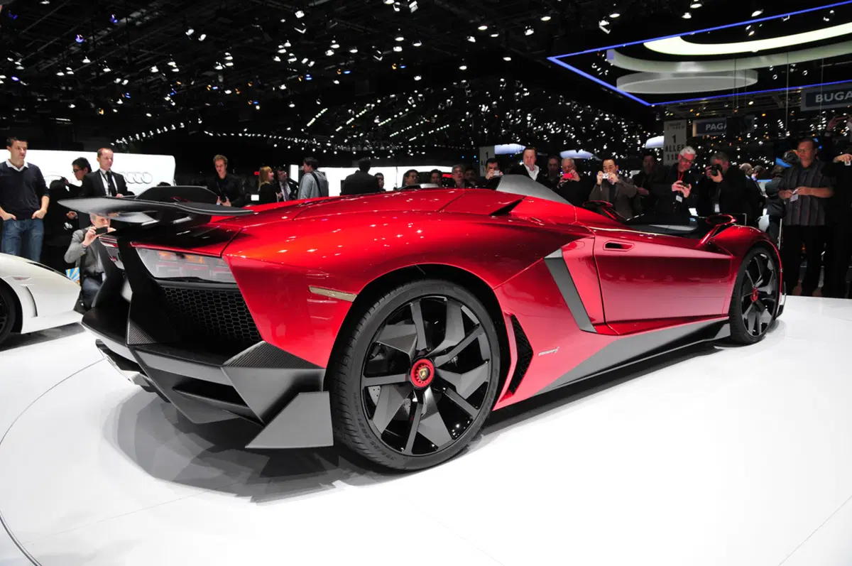 Lamborghini al Salone di Ginevra 2012 (3)