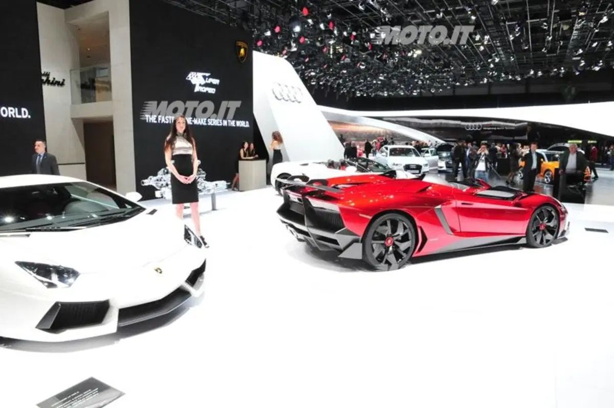 Lamborghini al Salone di Ginevra 2012 (24)