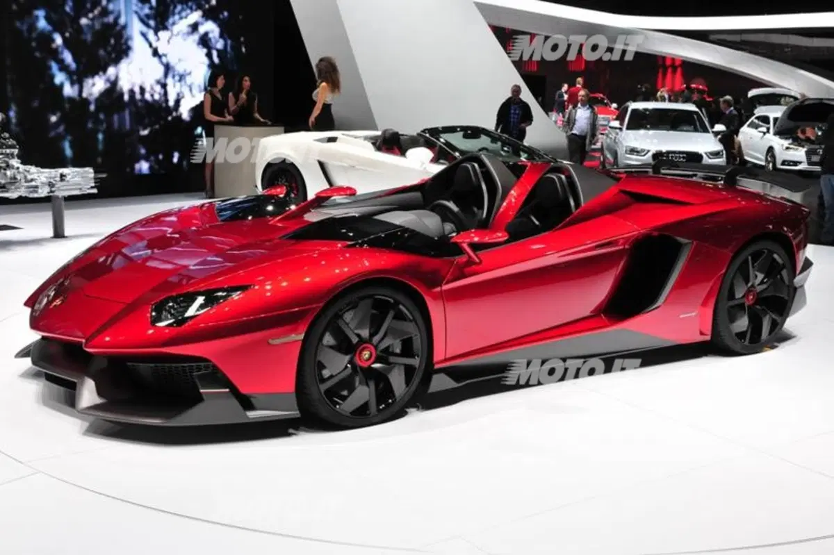 Lamborghini al Salone di Ginevra 2012 (25)