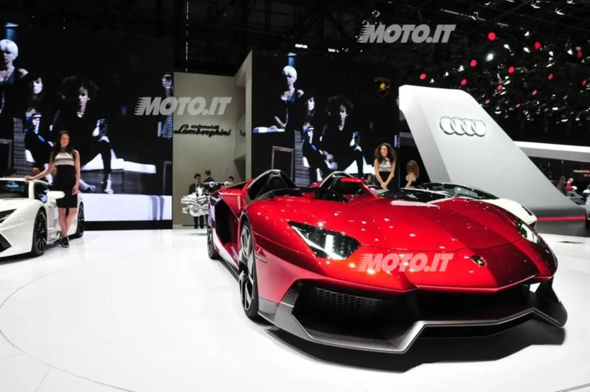 Lamborghini al Salone di Ginevra 2012 (37)