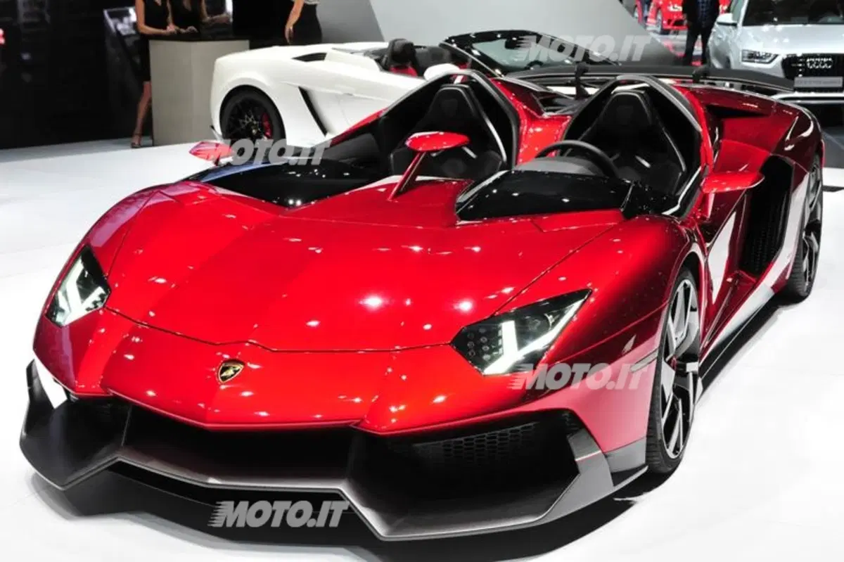 Lamborghini al Salone di Ginevra 2012 (40)