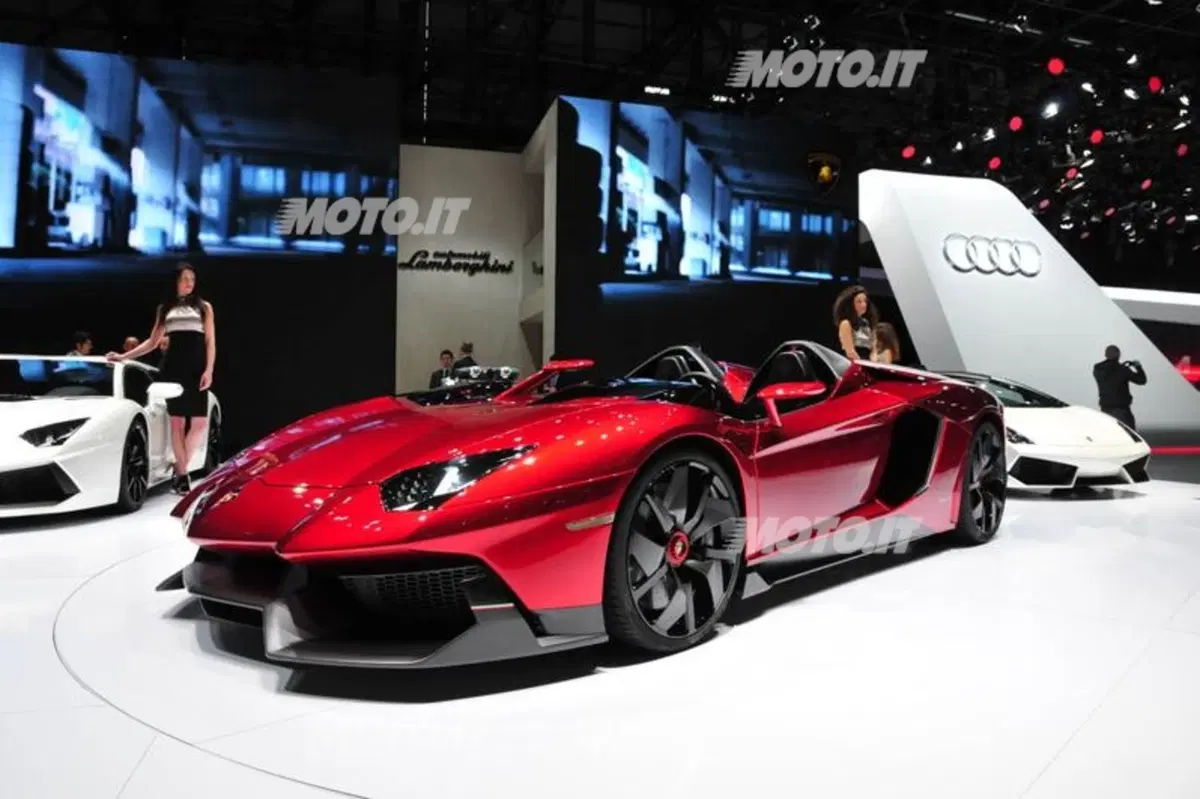 Lamborghini al Salone di Ginevra 2012 (43)