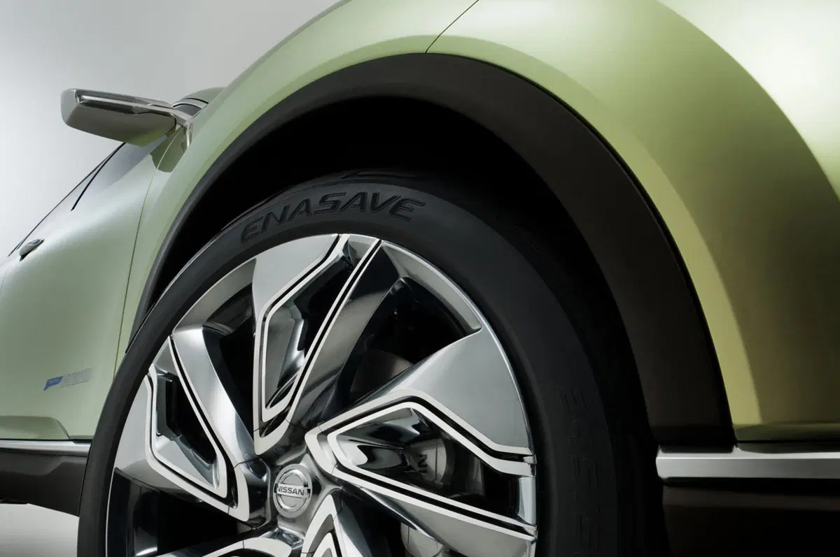 Nissan Hi-Cross Concept: svelato a Ginevra (10)