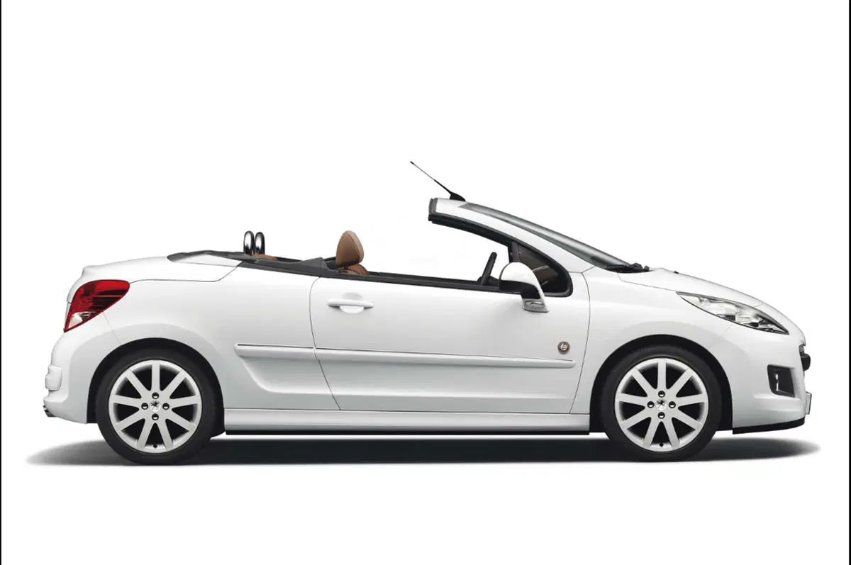 Peugeot 207 CC Roland Garros: solo per l'Olanda (2)