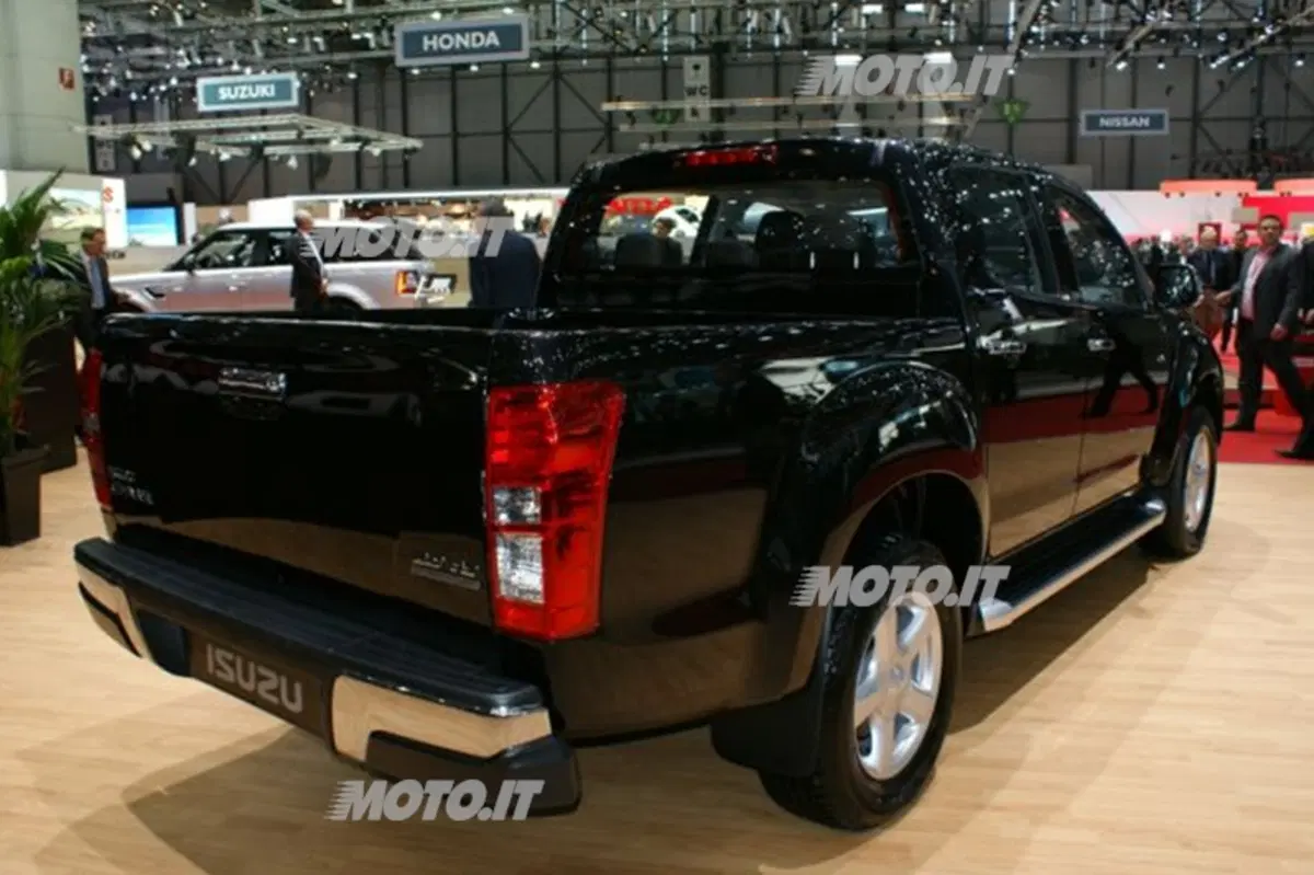 Isuzu al Salone di Ginevra 2012 (2)
