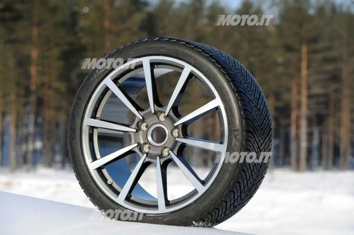 Michelin Pilot Alpin PA4 (45)