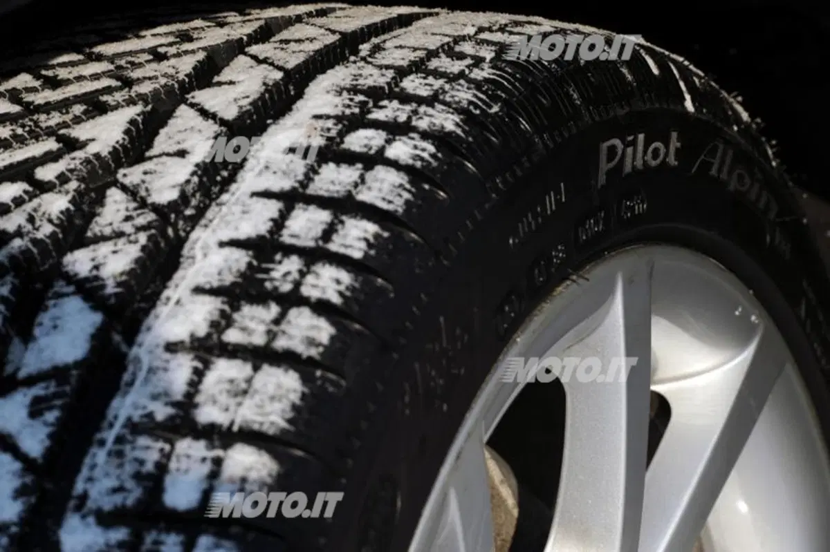 Michelin Pilot Alpin PA4 (62)