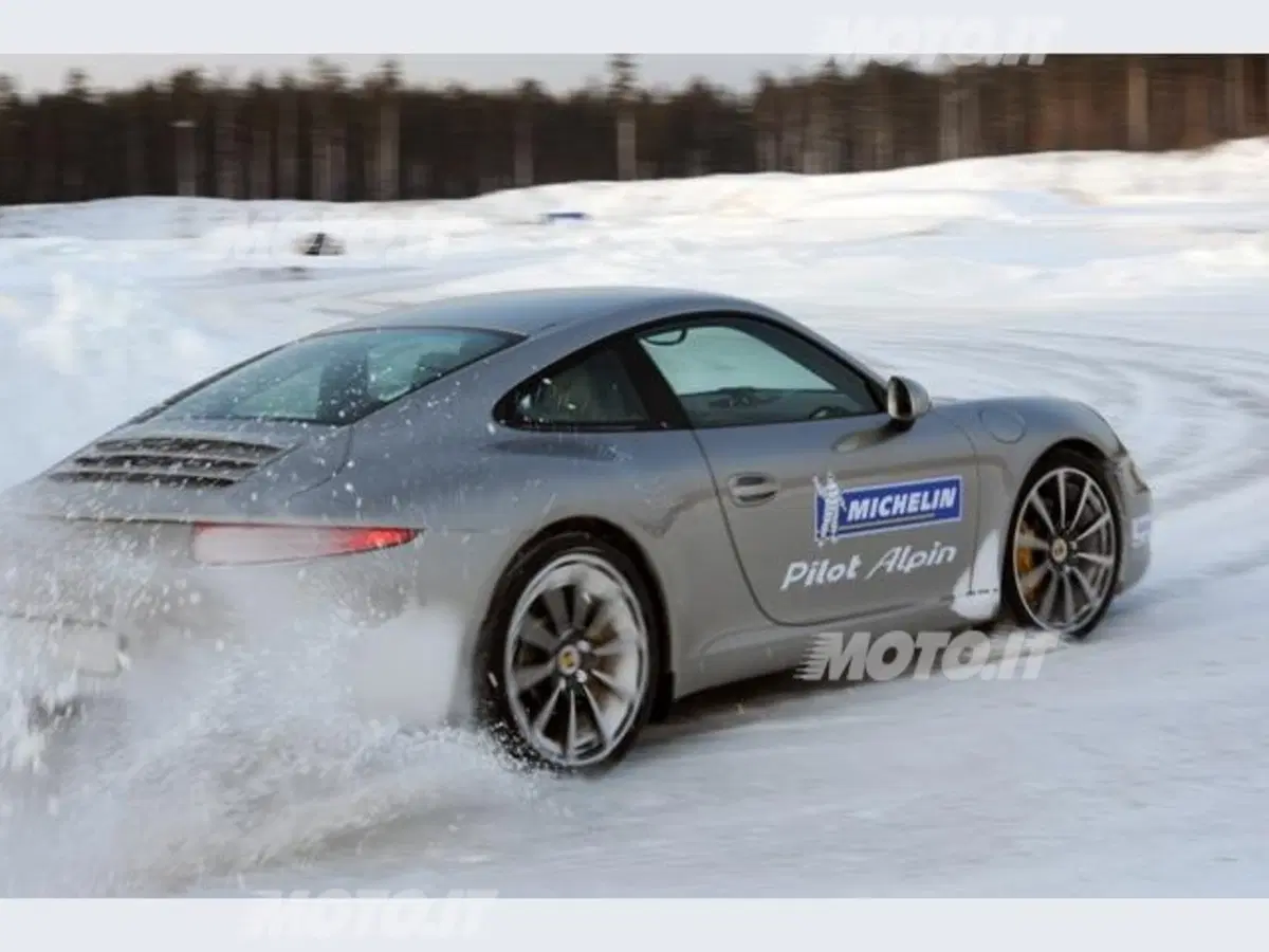 Porsche 911: «piacevole anche in inverno» (9)