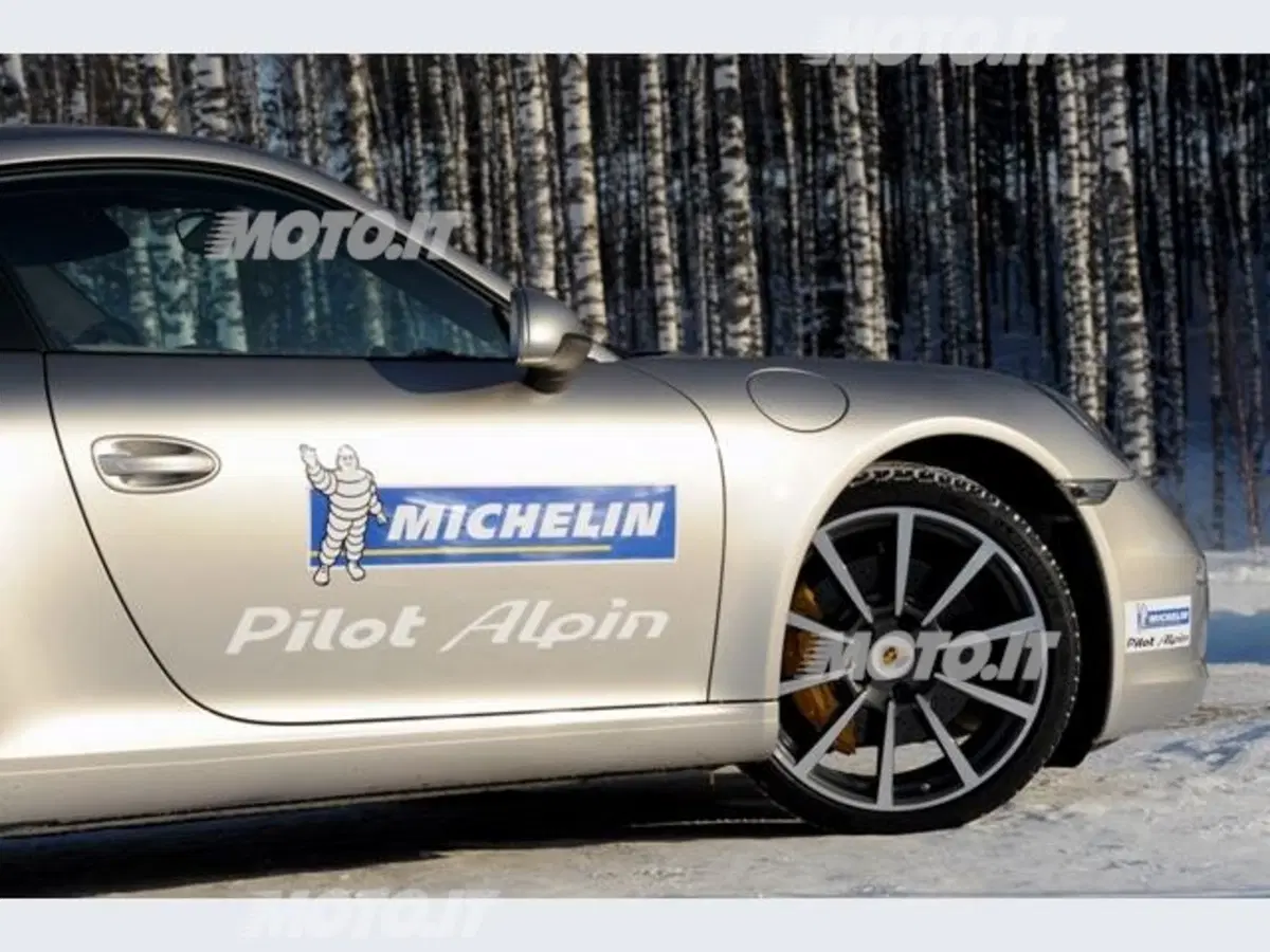 Porsche 911: «piacevole anche in inverno» (11)