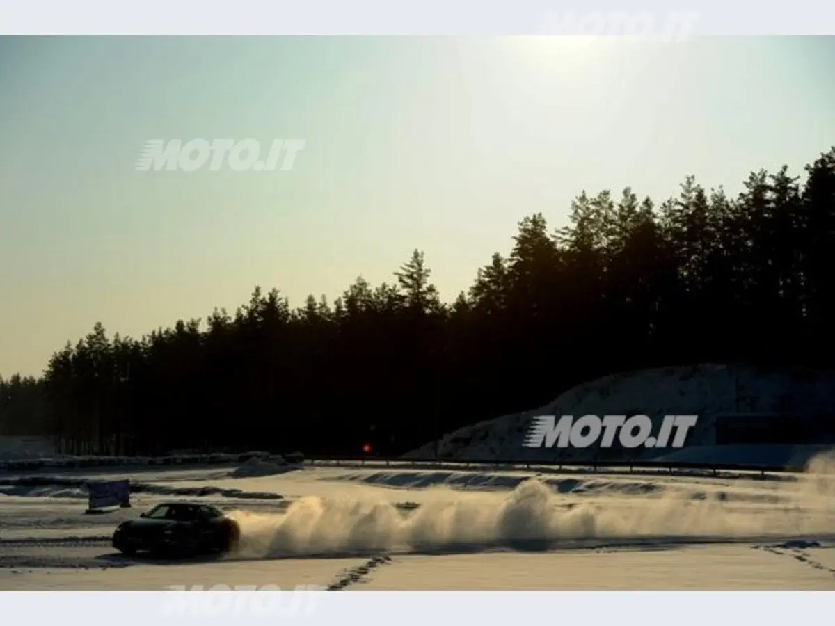 Porsche 911: «piacevole anche in inverno» (19)
