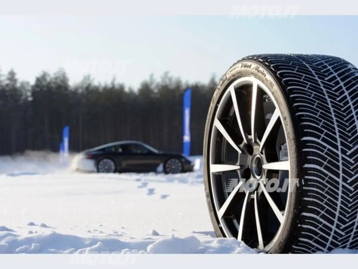 Porsche 911: «piacevole anche in inverno» (20)