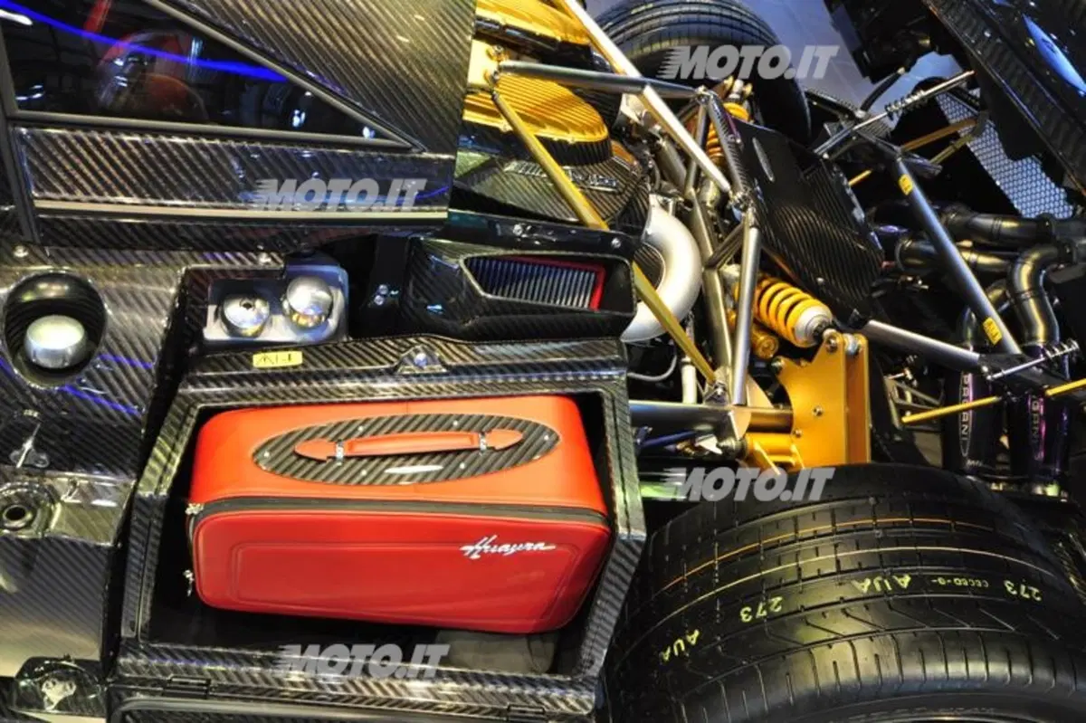 Le supercar del Salone di Ginevra 2012 (57)