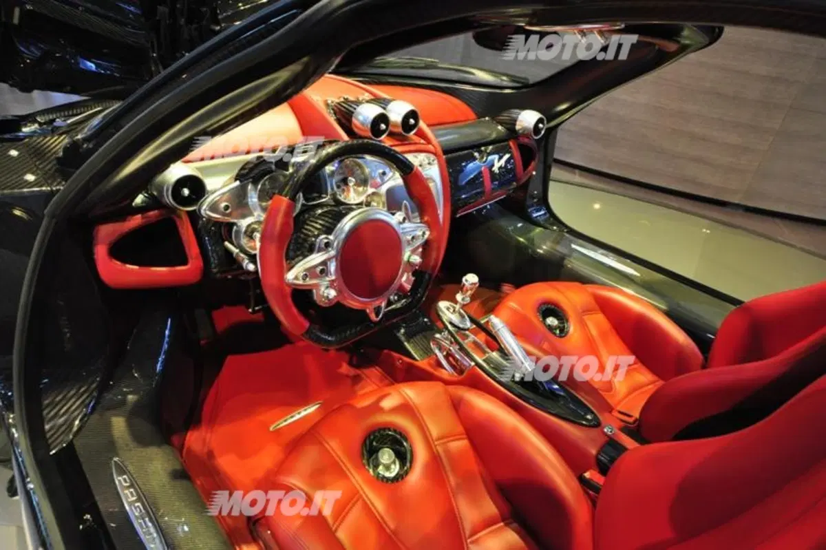 Le supercar del Salone di Ginevra 2012 (58)