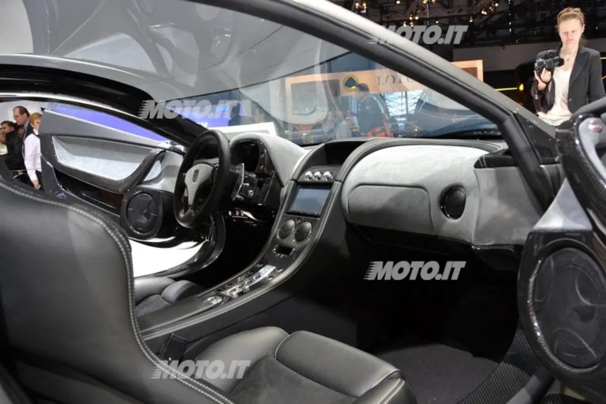 Le supercar del Salone di Ginevra 2012 (77)