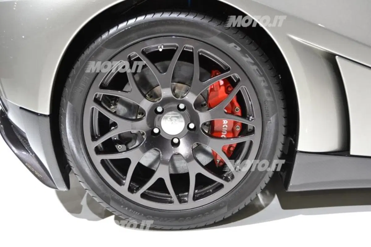 Le supercar del Salone di Ginevra 2012 (87)