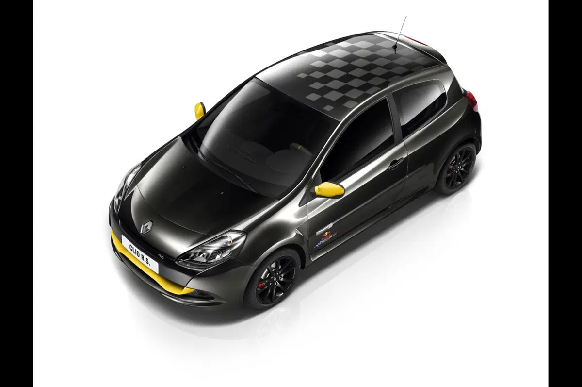 Renault Clio RS Red Bull Racing RB7 (3)