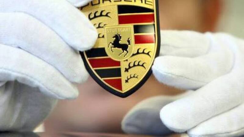 Porsche chiude il 2011 con un triplice record finanziario