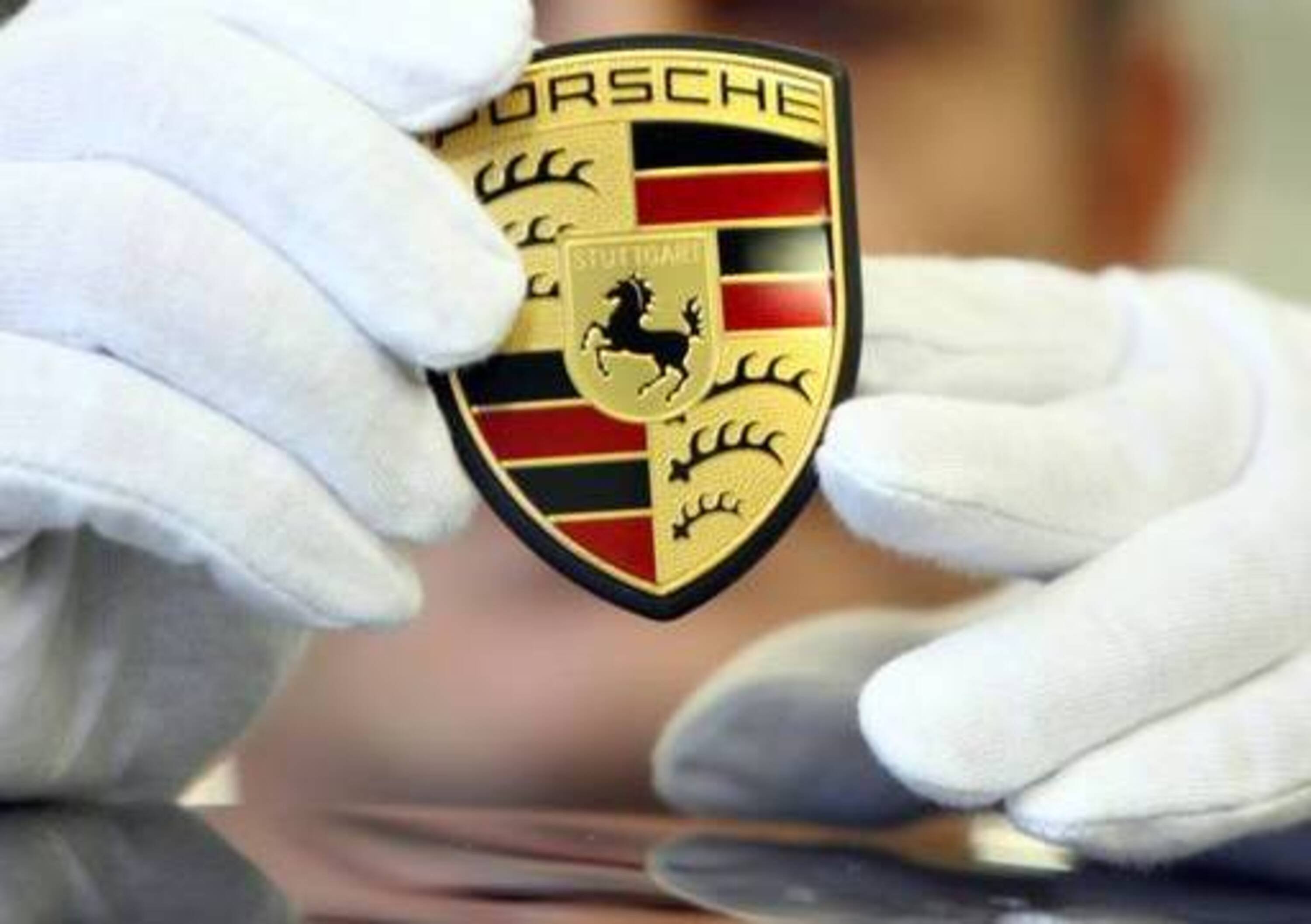 Porsche chiude il 2011 con un triplice record finanziario