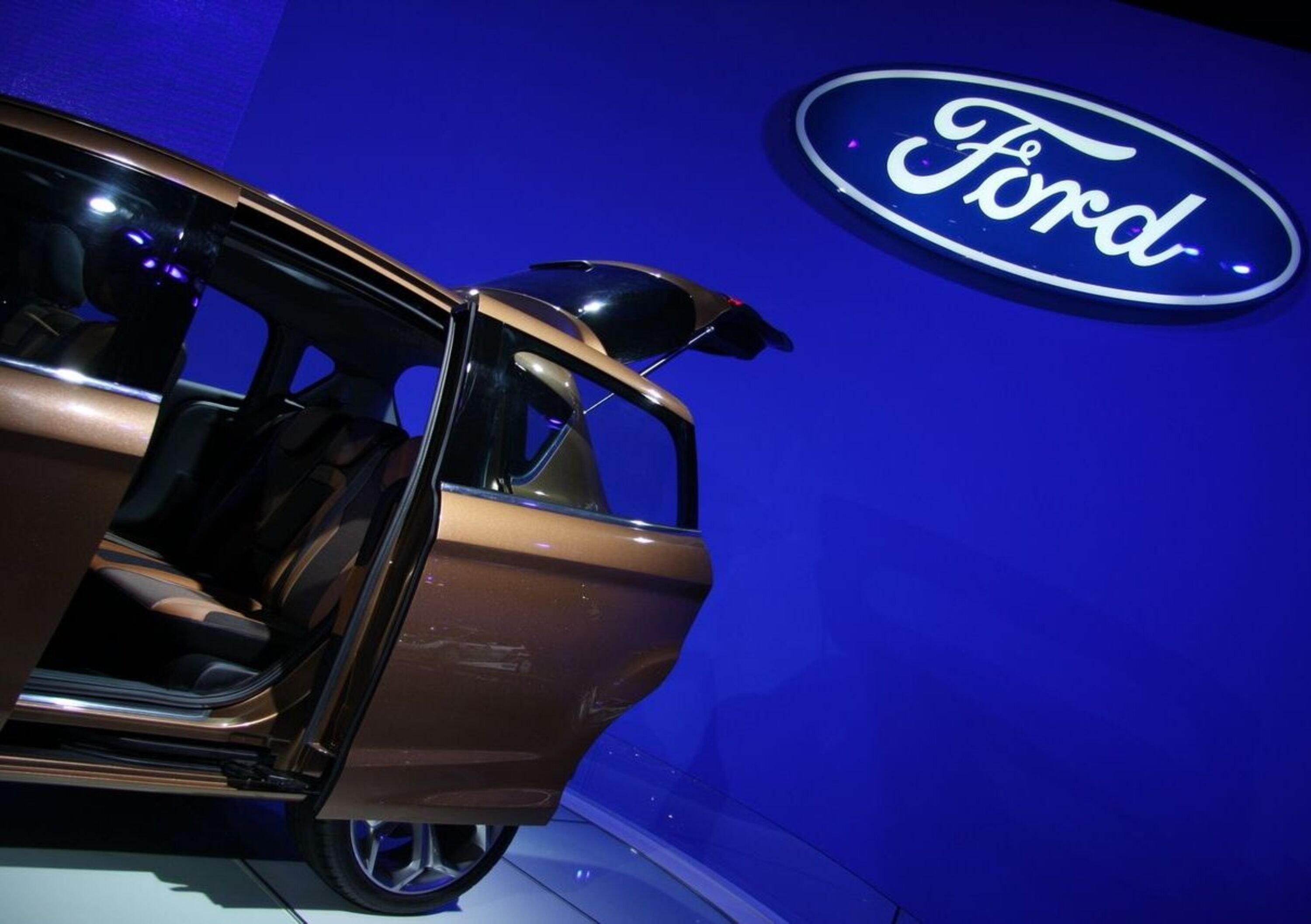 Ford: quota di mercato in aumento a febbraio ma vendite inferiori al 2011
