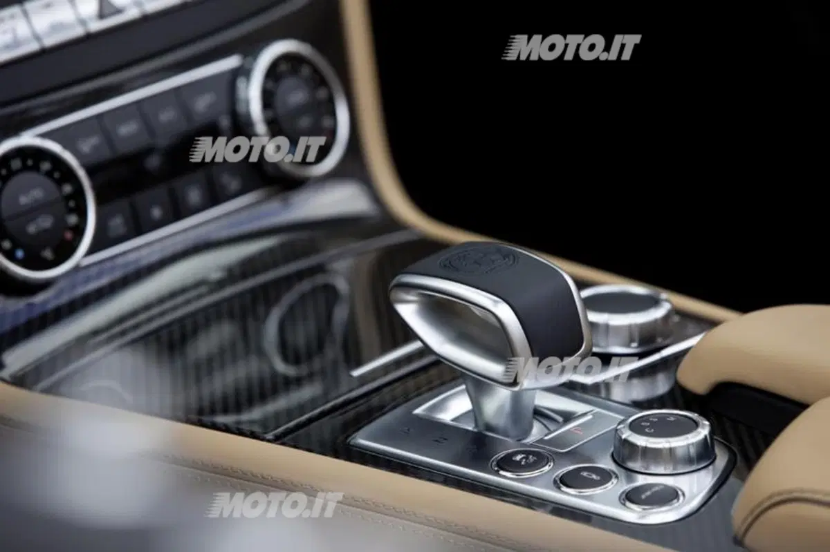 Nuova Mercedes-Benz SL 65 AMG (13)
