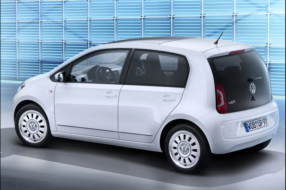 Volkswagen up! 5 porte: da giugno nelle concessionarie (2)