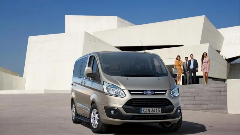Ford Tourneo Custom: da quest'anno la versione di serie