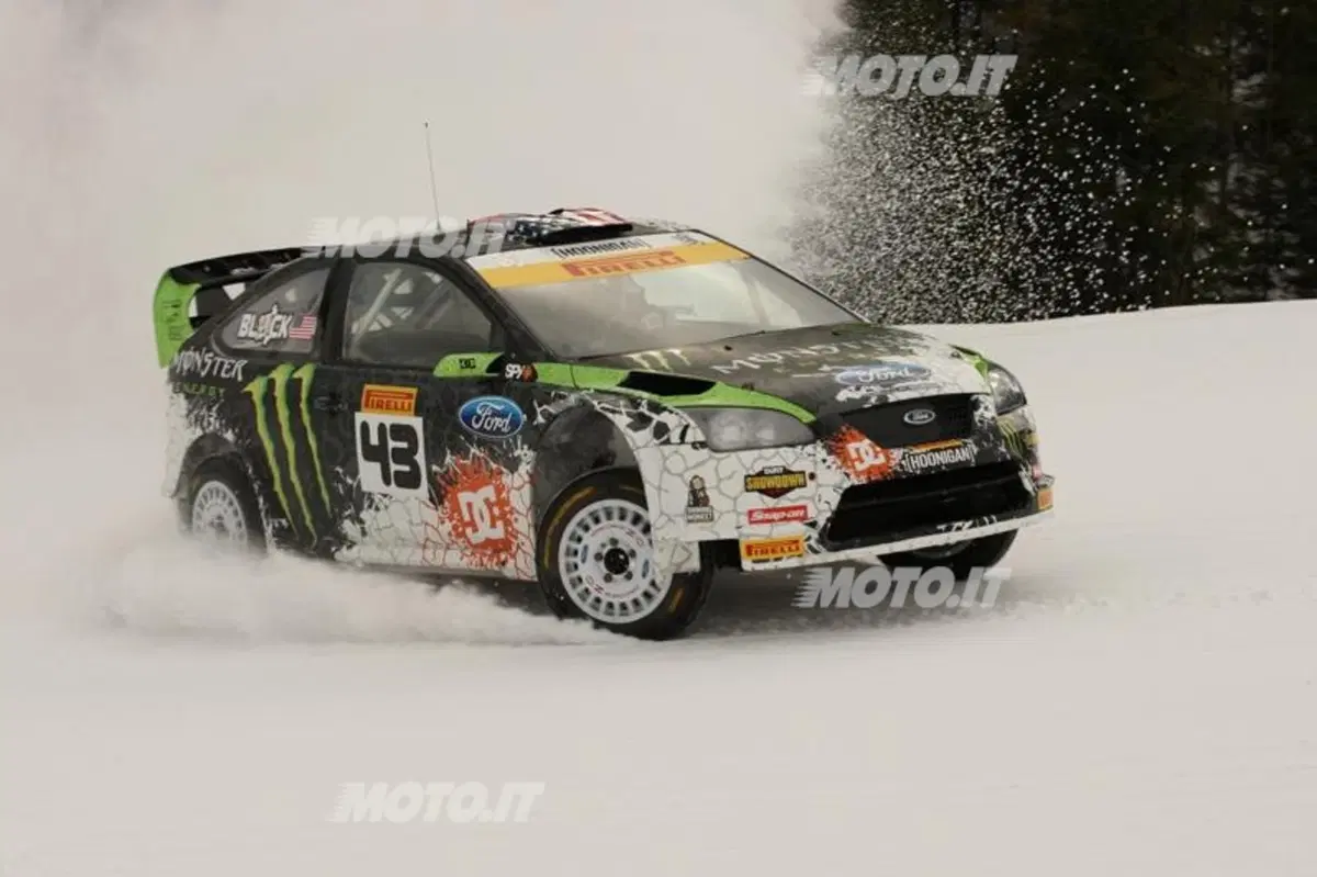Live: neve e bosco, di traverso, con Ken Block... (5)