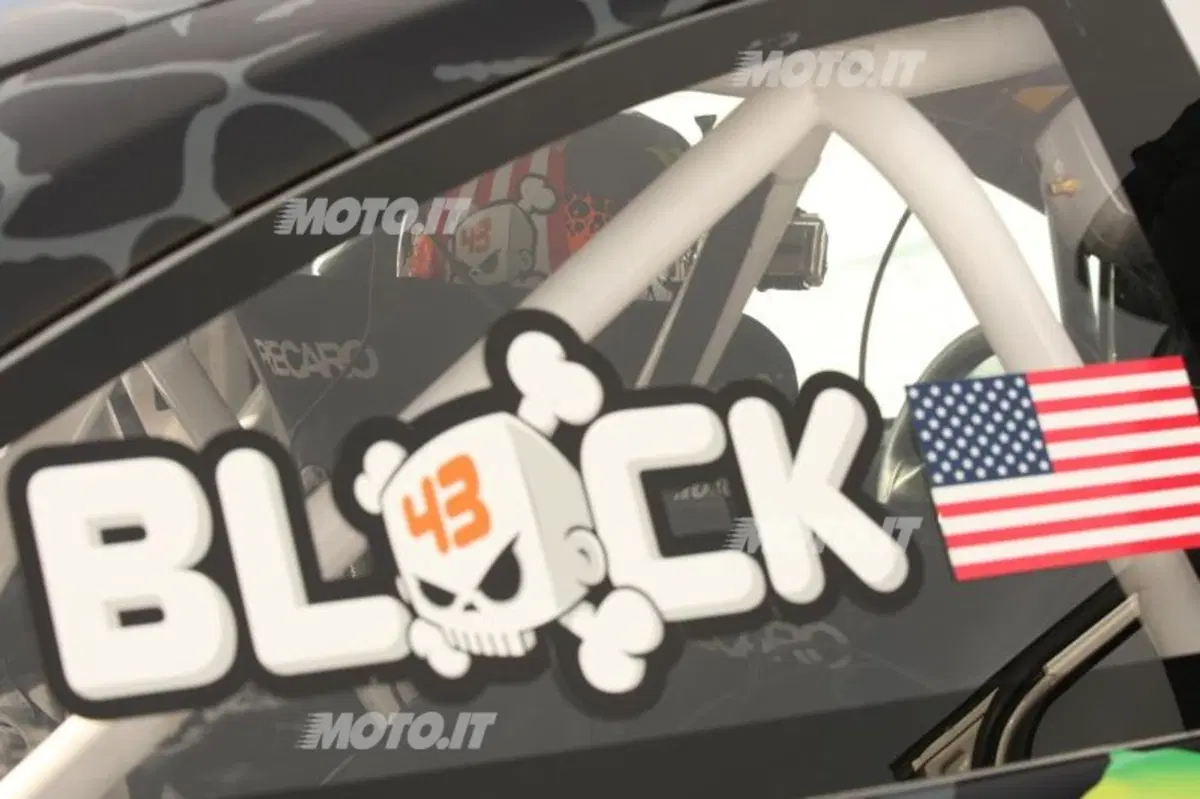 Live: neve e bosco, di traverso, con Ken Block... (19)