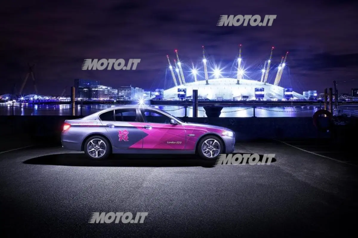 BMW: consegnate le prime vetture per i Giochi Olimpici 2012 (3)
