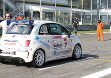 Abarth: proseguono le iscrizioni al “Make it your race 2012”