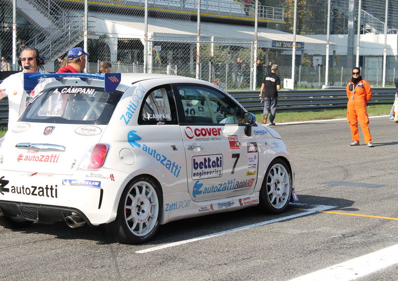 Abarth: proseguono le iscrizioni al &ldquo;Make it your race 2012&rdquo;