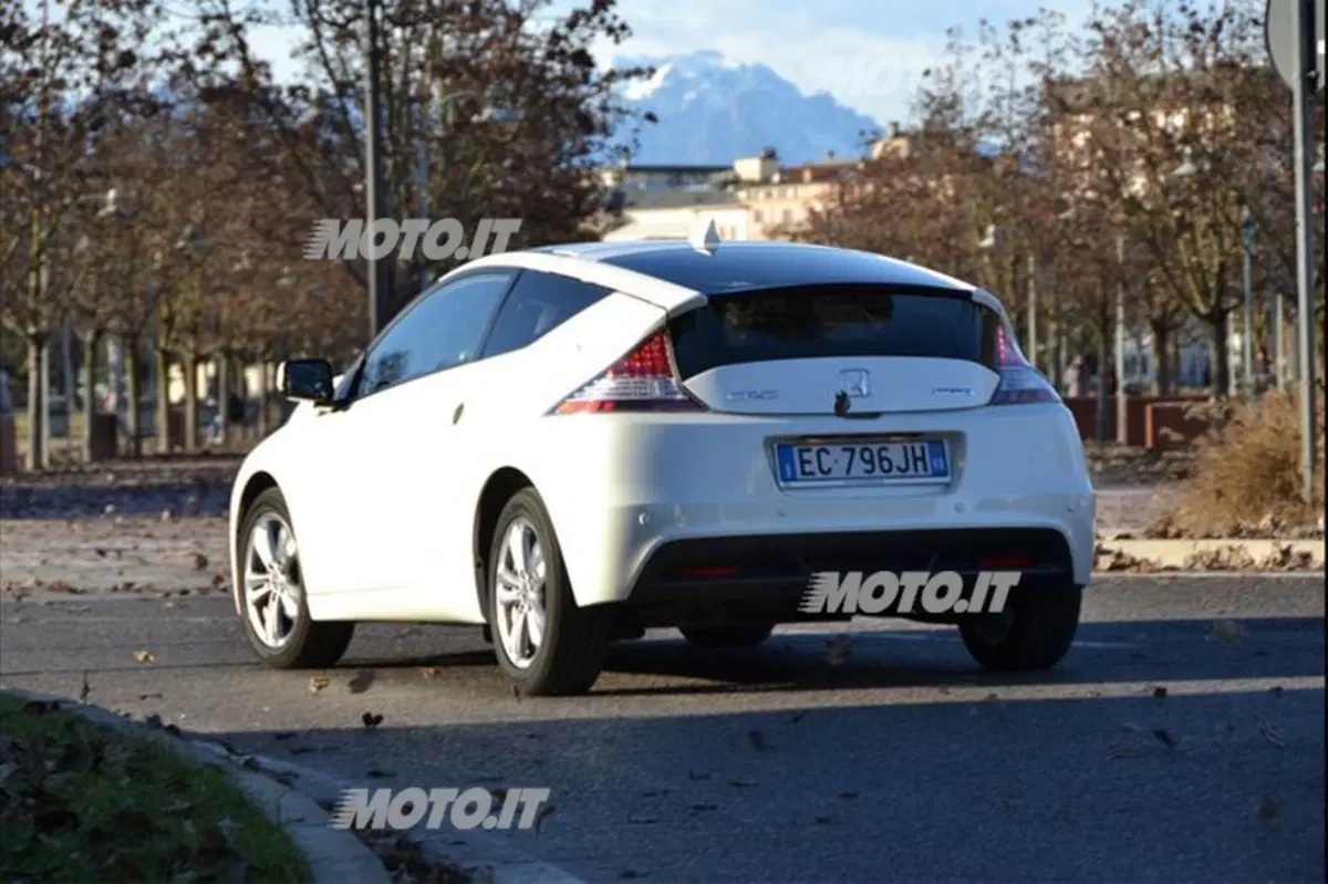 Honda CR-Z (7)